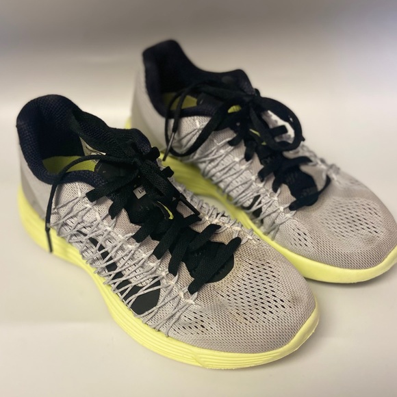 Nike road running shoes yellow gray black - Picture 1 of 7